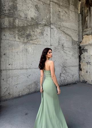 Diva Kuyruklu Yırtmaçlı Abiye 582475 MİNT YEŞİLİ 
