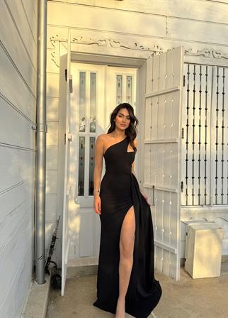 Diva Kuyruklu Yırtmaçlı Abiye 582475  SİYAH