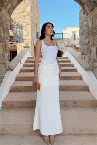Elinda Askılı Sırt Bağcık Detay Midi Elbise 221813