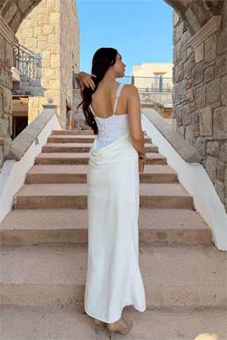 Elinda Askılı Sırt Bağcık Detay Midi Elbise 221813