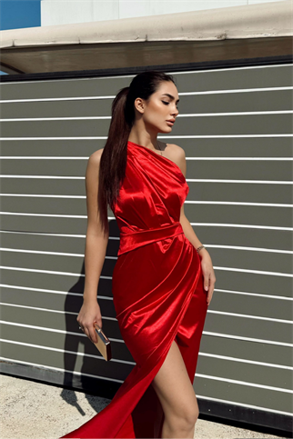 Fiona Tek Kol Drapeli Saten Abiye 582856 KIRMIZI