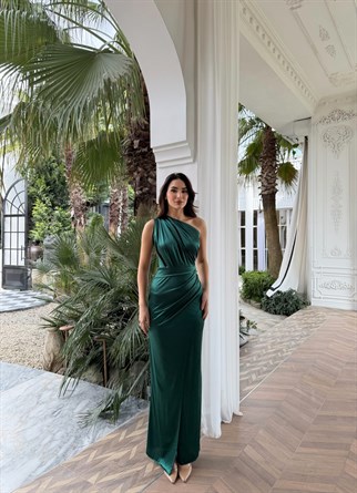 Fiona Tek Kol Drapeli Saten Abiye 582856 ZÜMRÜT