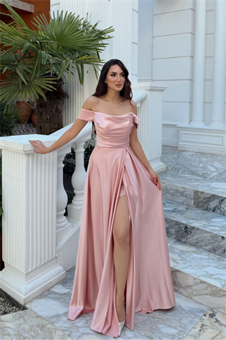 Kayık Yaka Yırtmaç Detay Saten Abiye 1038
