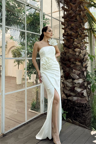 Larissa Çiçek Tasarım Yırtmaçlı Abiye 4703 BEYAZ