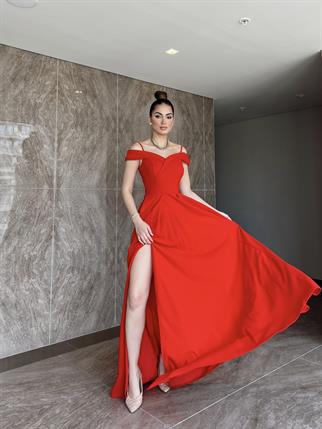 Omuzları Düşük Yırtmaçlı Abiye 58871 KIRMIZI A9X