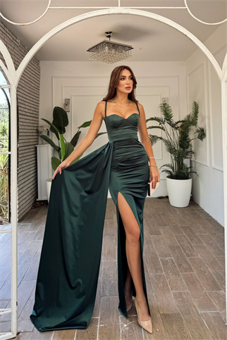Pamela Yırtmaç Detay Kuyruklu Abiye 582234 ZÜMRÜT  YEŞİLİ