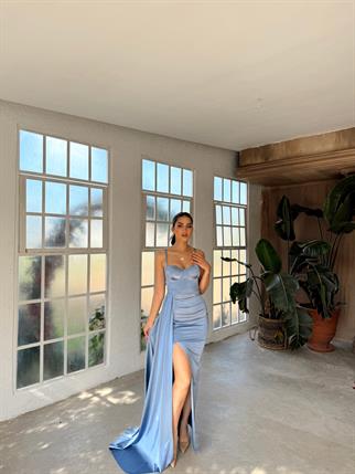 Pamela Yırtmaç Detay Kuyruklu Abiye 582234  BEBE MAVİSİ