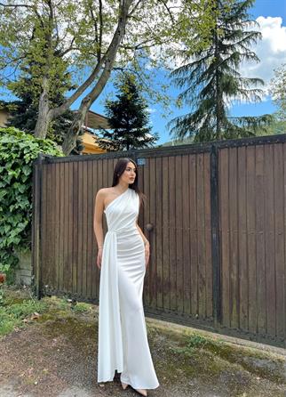 Sedef Kuyruk Detay Abiye 53667 BEYAZ