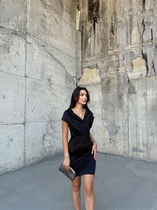 Tanem Madonna Yaka Saten Mini Elbise 582833 SİYAH