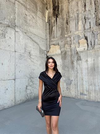 Tanem Madonna Yaka Saten Mini Elbise 582833 SİYAH