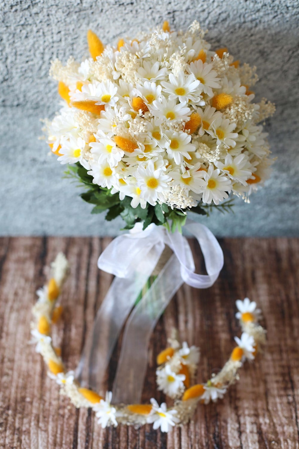 papatya buketi ve tacı