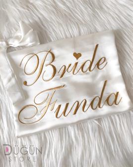 İsme Özel Bride Gold Nakışlı Beyaz Sabahlık 