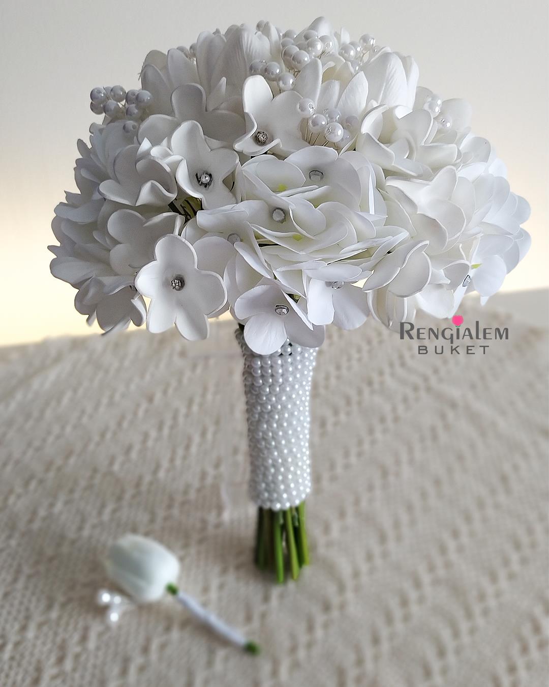 İncili Gelin Çiçeği