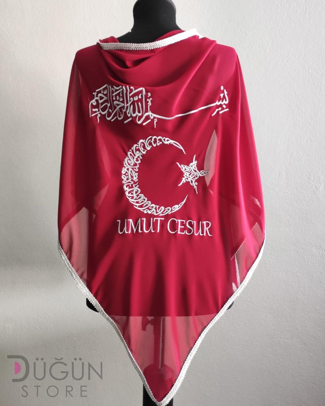 Kırmızı Gümüş İşlemeli İsimli Asker Örtüsü