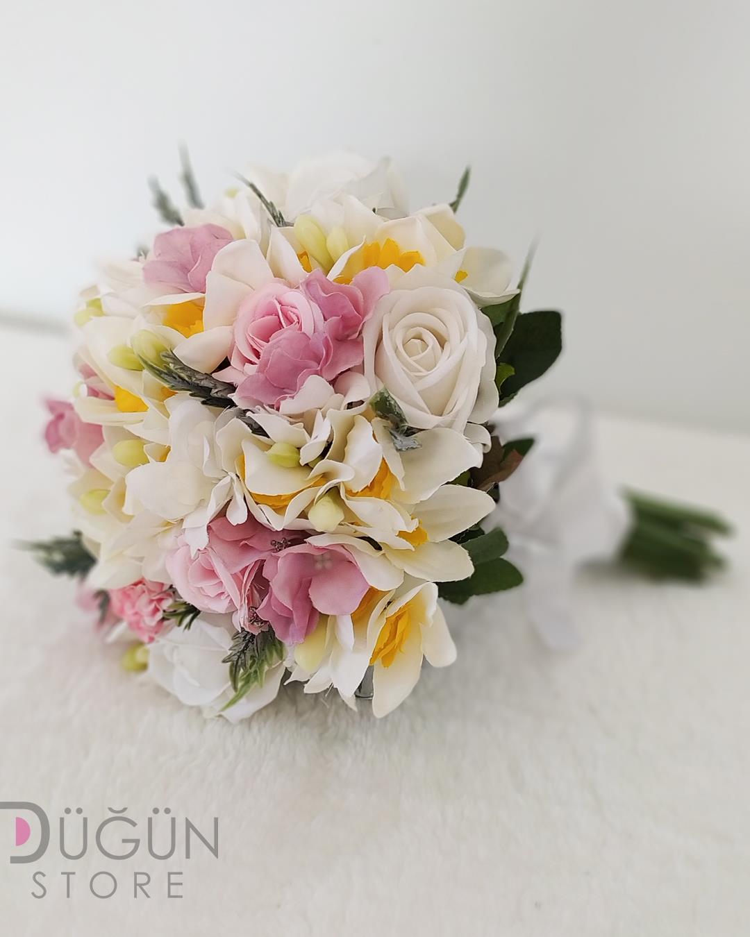 Nergis Gelin Çiçeği