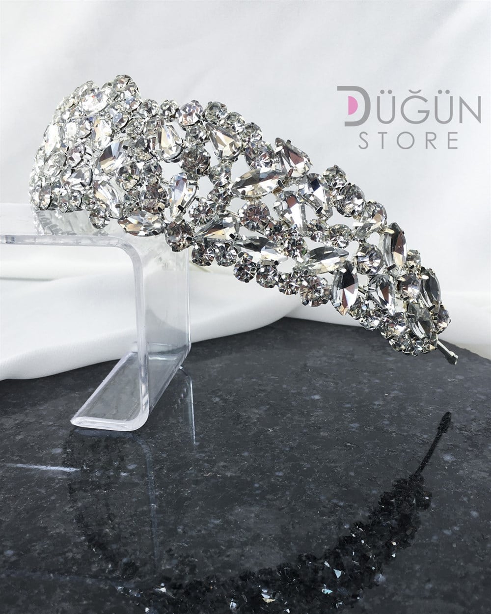 Zenit Kristal Taşlı Dolgu Modeli Gelin Tacı