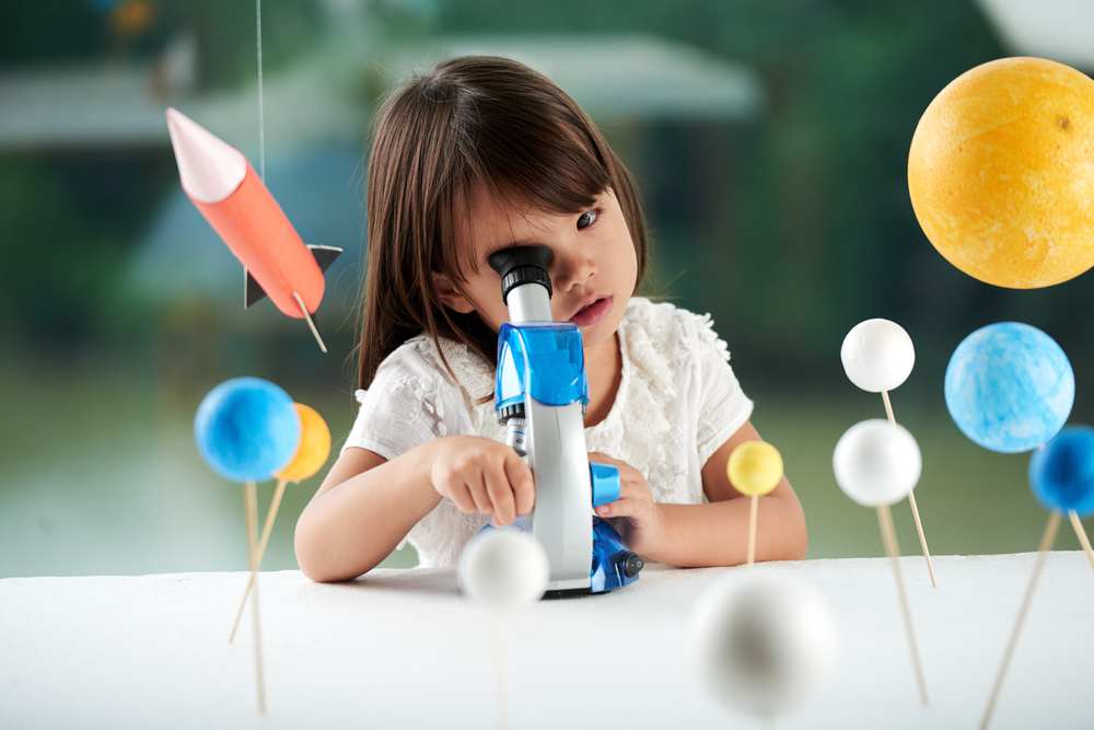 oyuncak mikroskop