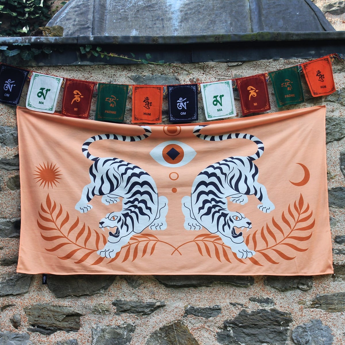 Chinese Tigers Duvar Örtüsü