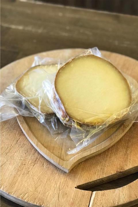 Divle Obruk Tulum Mağara Koyun Keçi Peyniri 500 Gr. Orjinal Sertifikalı