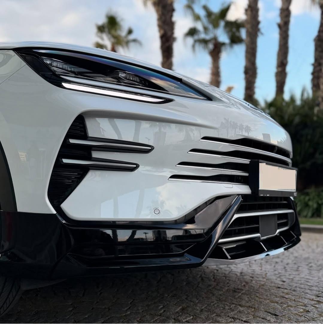 BYD SEAL U-DMI İÇİN UYUMLU AERO BODY KIT