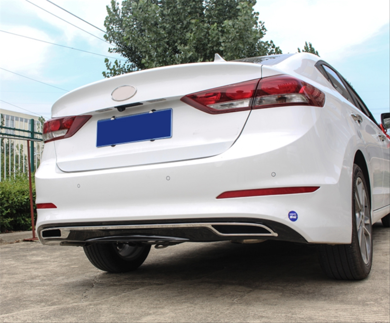 ELANTRA 2016-2019 IÇIN UYUMLU DIFÜZÖR - MERCEDES DIZAYN  
