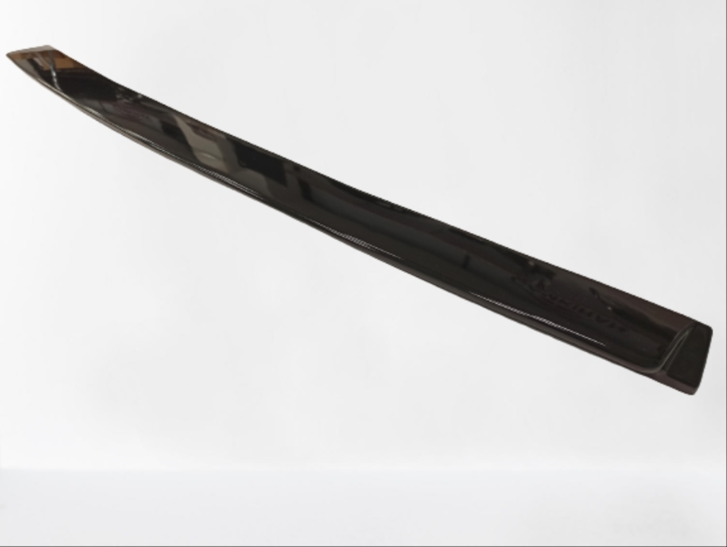 5 SERISI E60 2003-2010 CAMÜSTÜ SPOILER - PIANO BLACK (PARLAK SIYAH) 