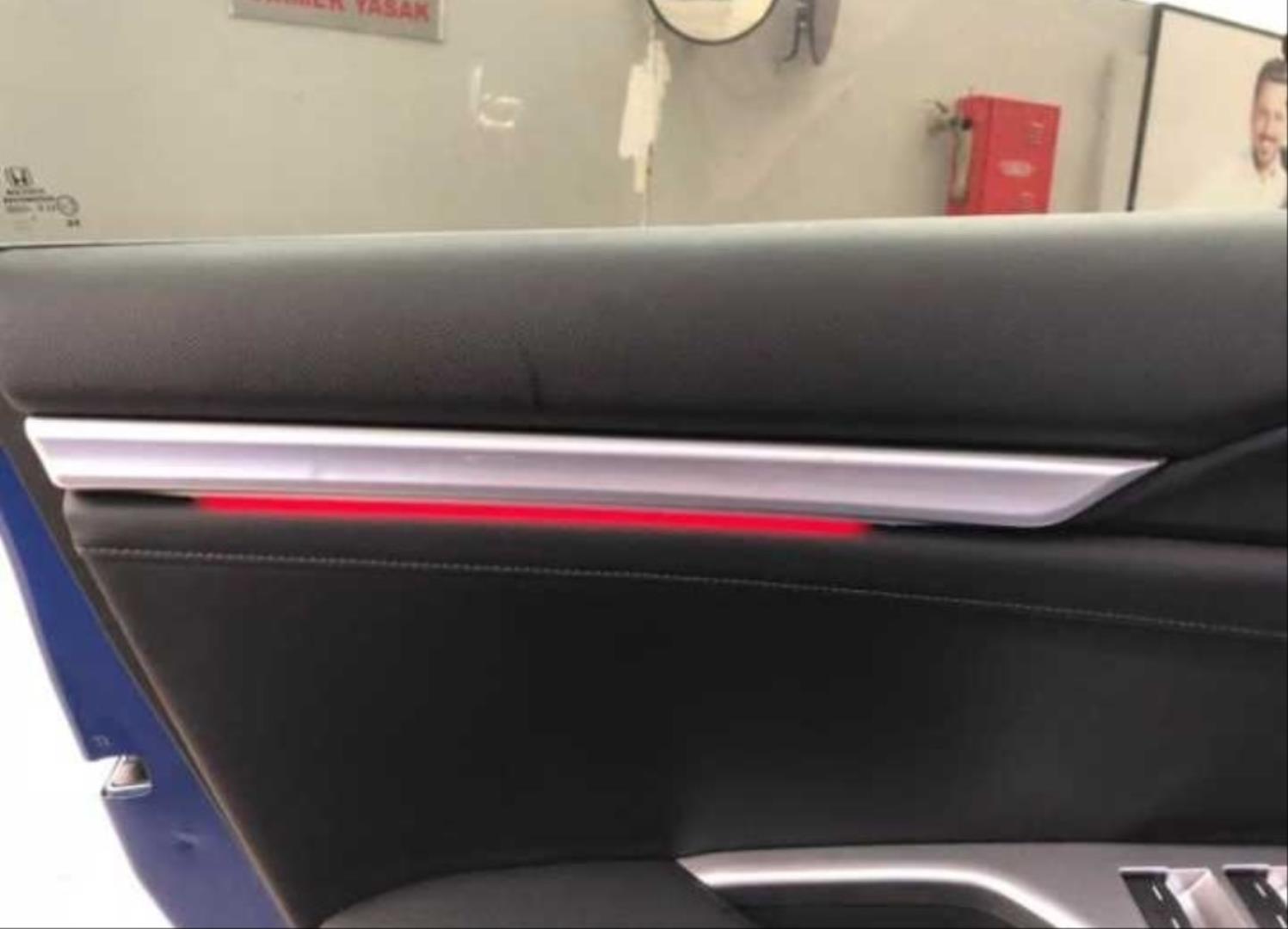 CIVIC FC5-FK7 2016-2020 IÇIN UYUMLU ISIKLI IC KAPI CITASI 4 PARCA KIRMIZI  