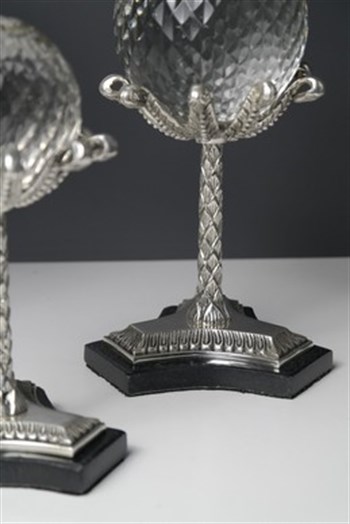 Gümüş Cam Küre Uzun 3lü Kristal Pirinç Gövde Mermer Taban Dekoratif Obje 31-22-20 Cm
