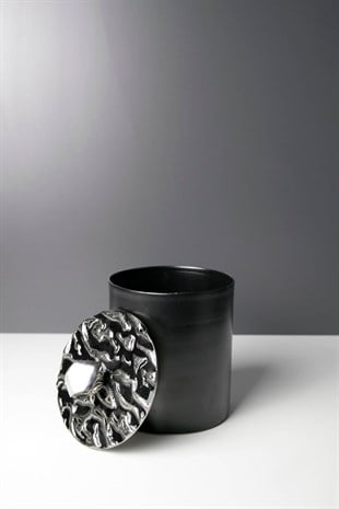 Metal Gümüş Detay Kapaklı Siyah Dekoratif Kutu