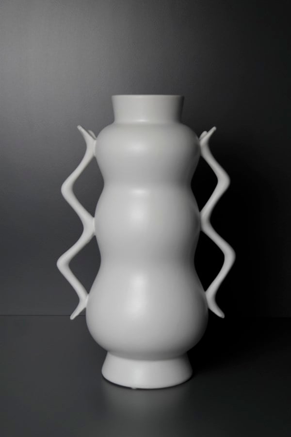 Beyaz Seramik 2 Katlı Ve Kulplu El Detaylı Vazo 34 Cm Dekoratif Ev Aksesuarları