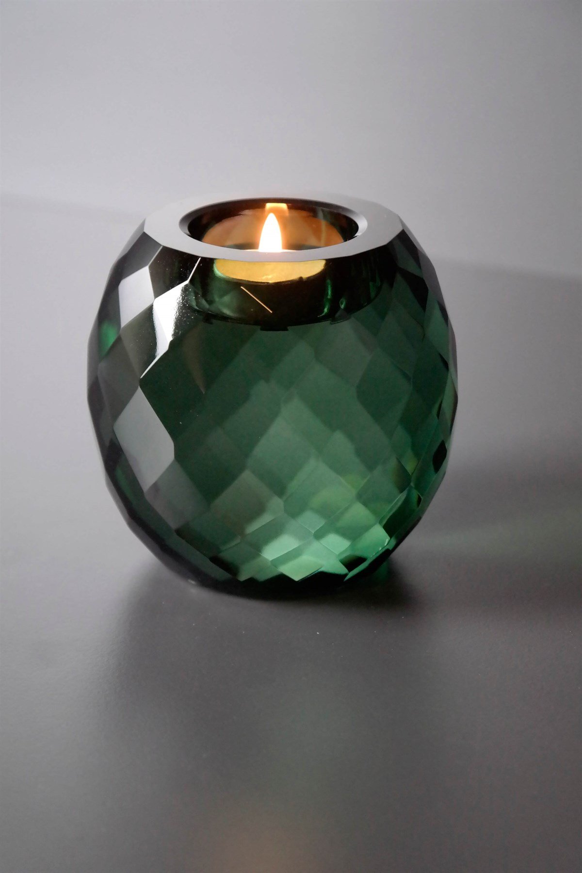 Kristal Lazer Kesim Yeşil Geometrik Desenli Cam Mumluk 9 Cm Fiyatları | Joy  Home Accessories
