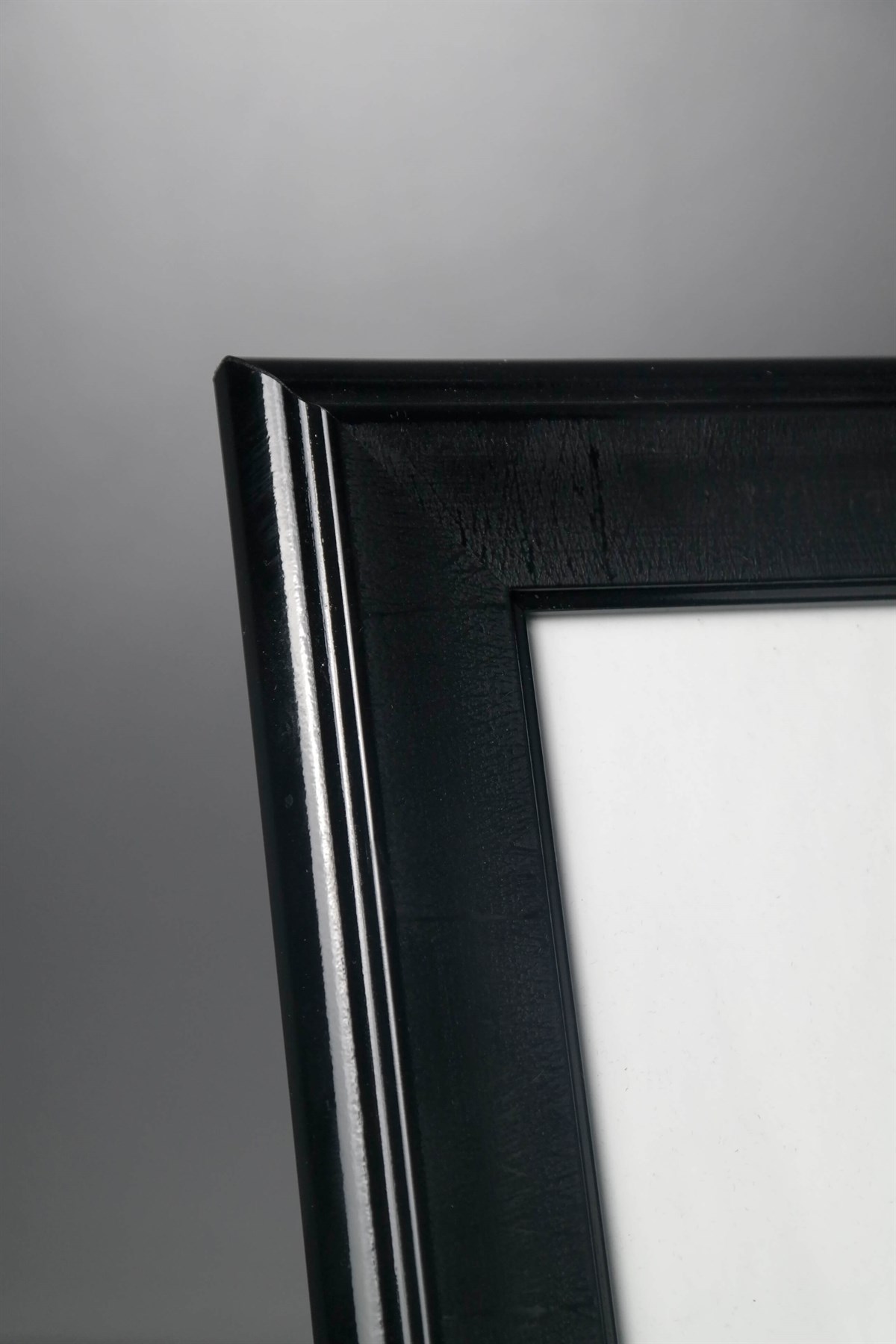 Siyah Mat Ahşap Resim Çerçevesi 20x25 Cm Fiyatları | Joy Home Accessories
