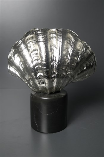 El Yapımı Kaideli Gümüş Metal İstiridye Figürlü 2'li Dekoratif Aksesuar 25Cm Dekoratif Obje