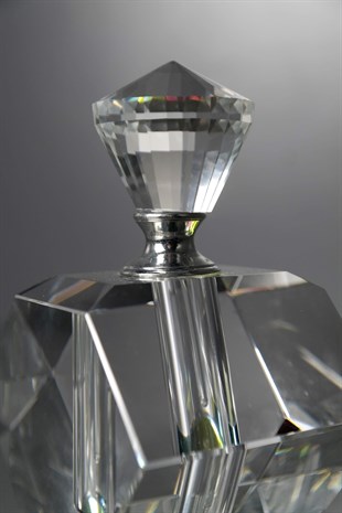 Gökkuşağı  Yansımalı Kristal Cam Şeffaf Parfüm Şişesi 13 Cm