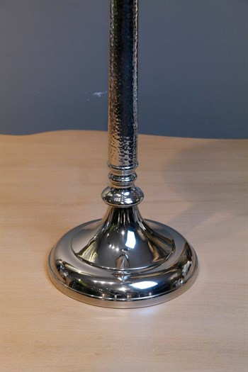 Gümüş Renk Uzun Ayaklı Metal Mumluk 60x17 Cm Şamdan Mumluk