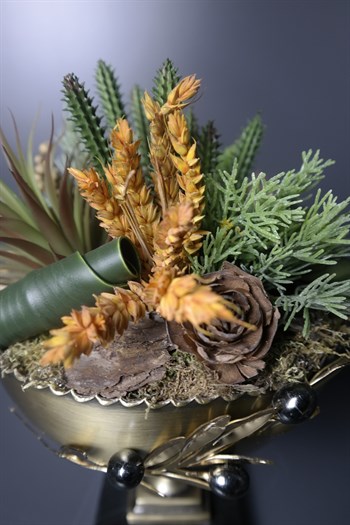 Pirinç Metal Kaideli Kase Yapay Çiçek Arajmanlı 29 Cm Dekoratif Yapay Çiçek