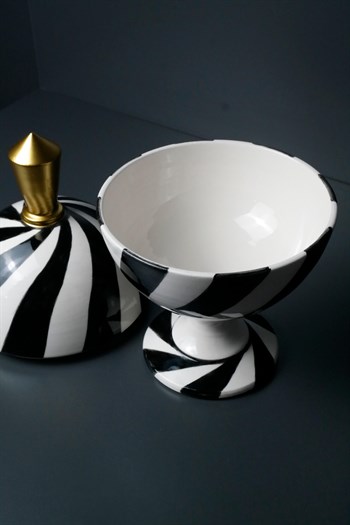 Siyah Beyaz Seramik Zebra Desenli Küre Kapaklı Dekoratif Küp 28 Cm Dekoratif Küp
