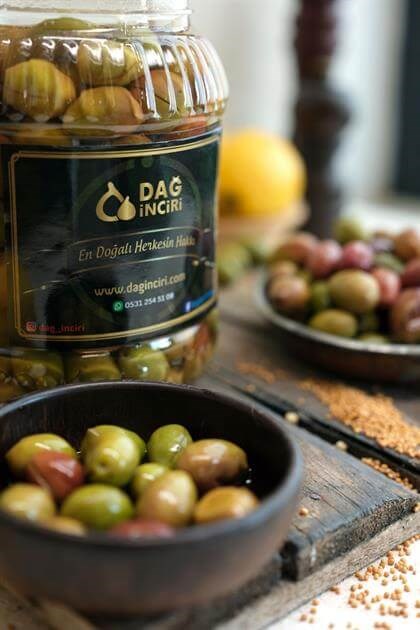 Yağlı Çizik Zeytin 1350 gr