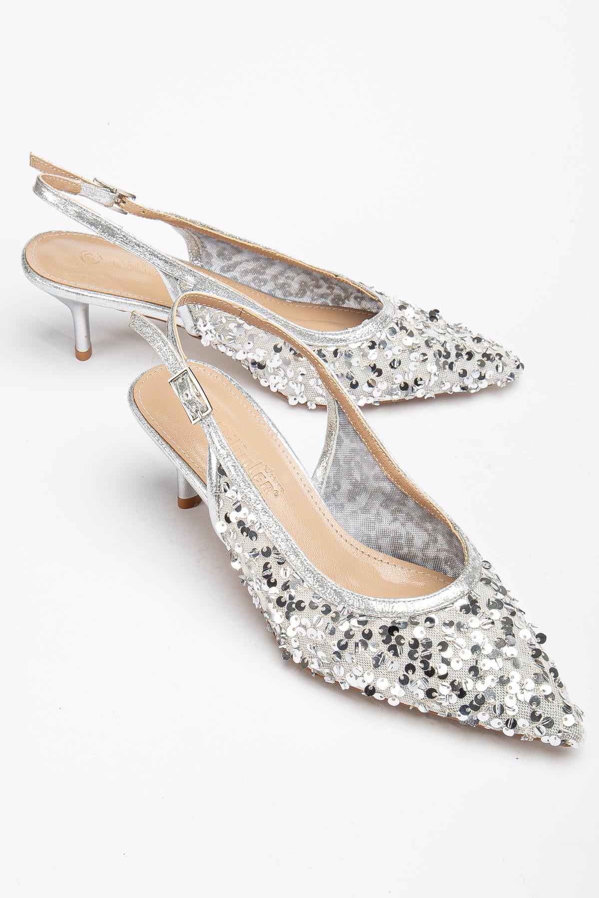 ARKA AÇIK PULLU FİLE MALZEME KADIN TOPUKLU AYAKKABIGÜMÜŞ