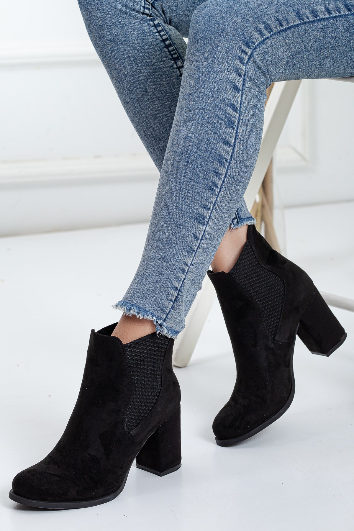 Elastik Boğazlı Siyah Kadın Topuklu Bot | Dilimler Ayakkabı