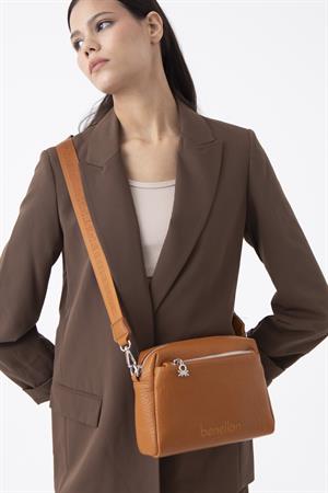 United Benetton BNT1475 El Çantası Camel