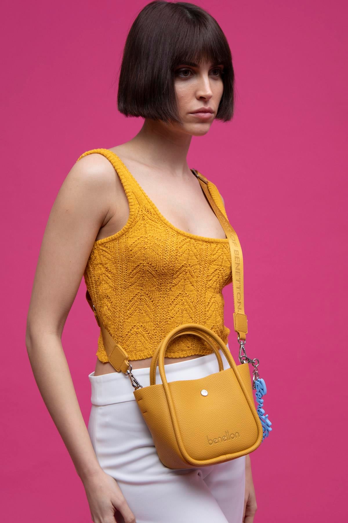 BNT1511-SoftUnited BenettonEl ÇantasıUnited Benetton BNT1511 El Çantası Sarı