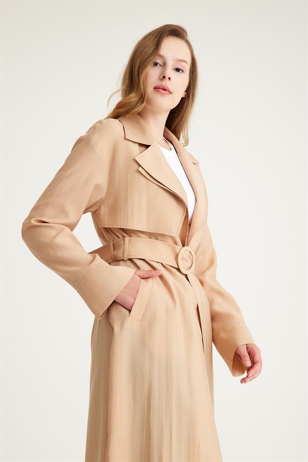 معطف ترنش طويل بدون بطانة مع تفاصيل كتاف وعباءة كامل 6604