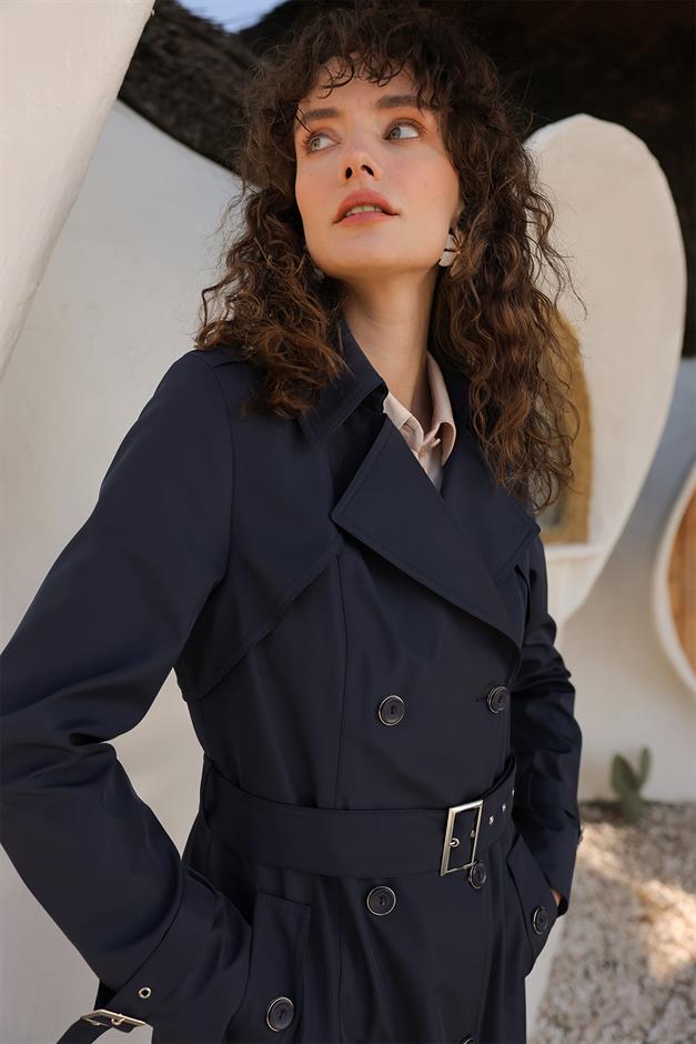 Apolet ve Pelerin Detaylı Kruvaze Trençkot LACİVERT 6651