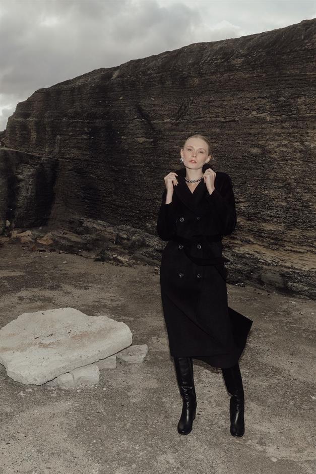 Raglan Sleeve Double Breasted Coat with Epaulette and Cape Detail BLACK 3045