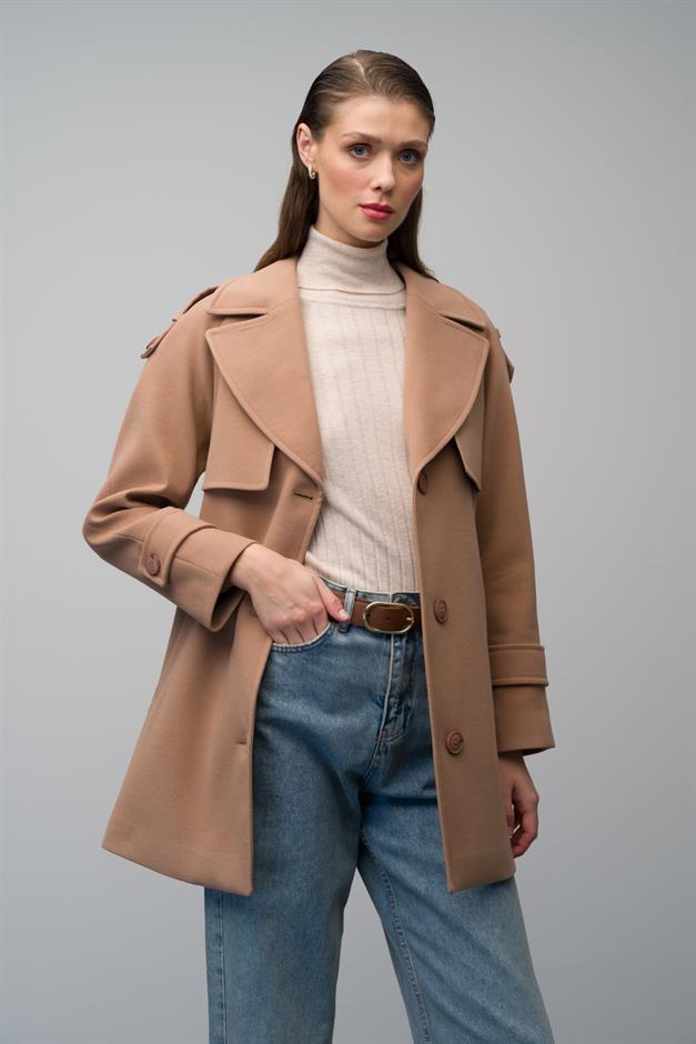 معطف بأكمام راجلان مع كتاف وتفاصيل عباءة كامل 3078