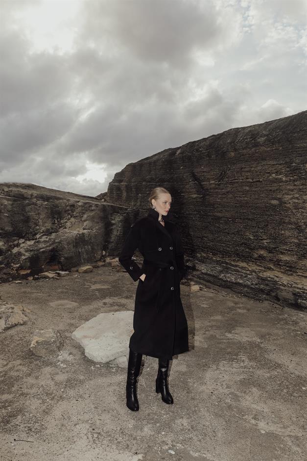 Raglan Sleeve Double Breasted Coat with Epaulette and Cape Detail BLACK 3045