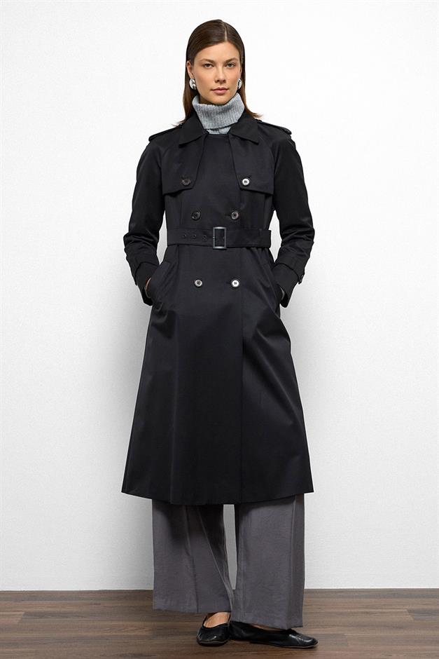 Raglan Sleeve Water Repellent Trench Coat with Epaulette and Cape Details BLACK 6766