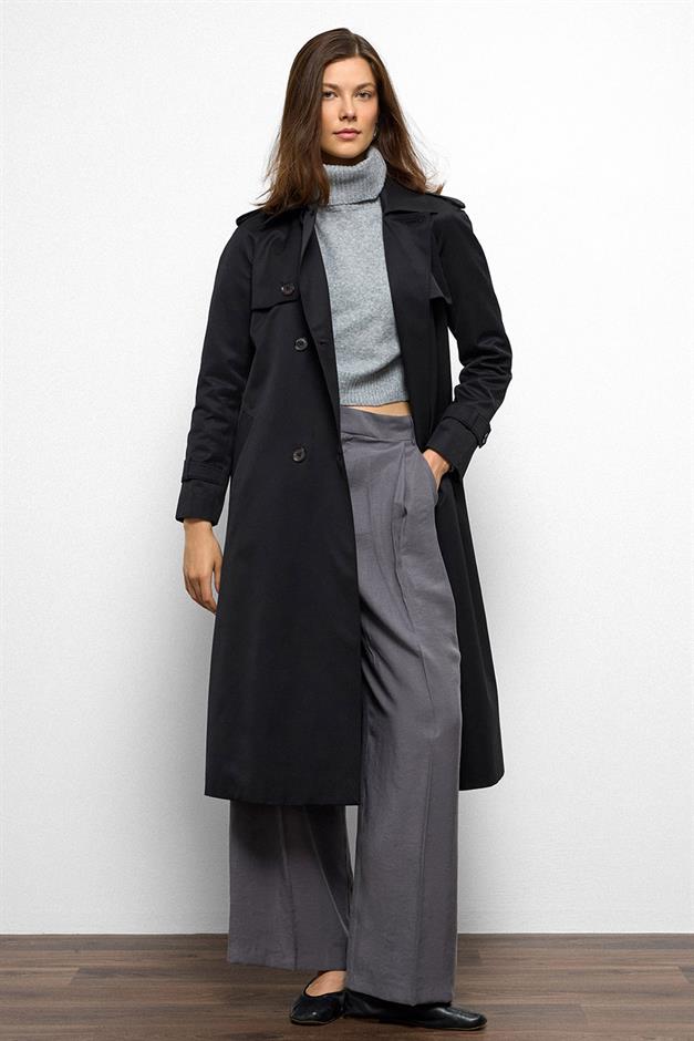 Raglan Sleeve Water Repellent Trench Coat with Epaulette and Cape Details BLACK 6766