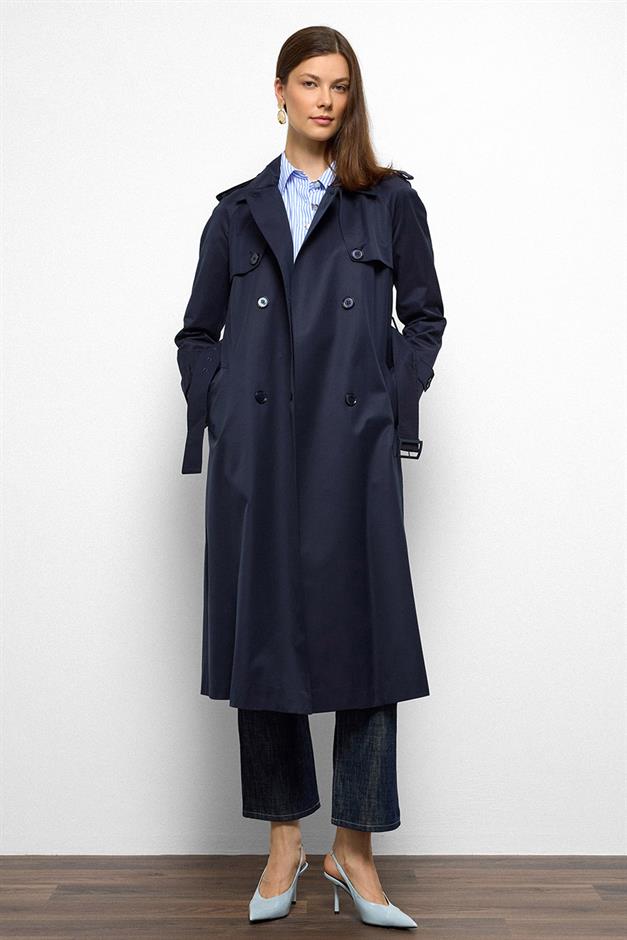 Raglan Sleeve Water Repellent Trench Coat with Epaulette and Cape Details NAVY 6766